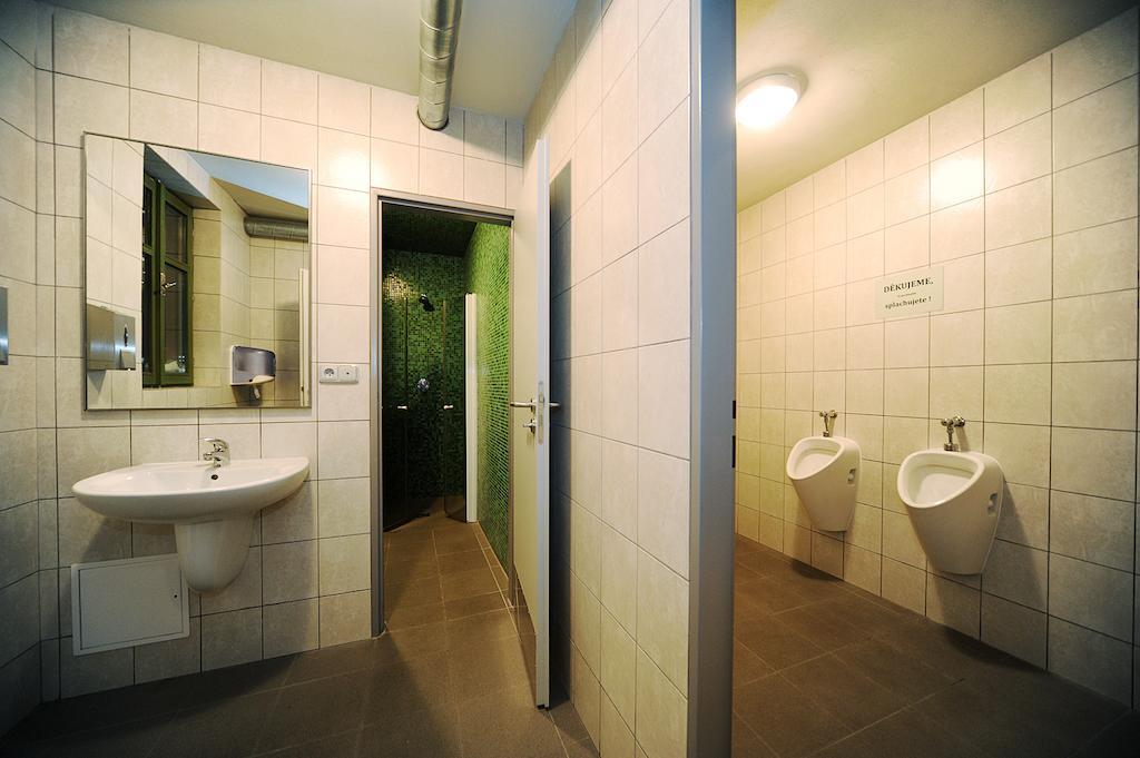 Lesni Chata Bedrichov  Bilik gambar
